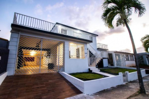 Entire Vacation Home in San Juan - Fits 10